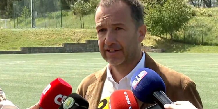 Varandas: «Sporting recebe bem as equipas, não passa vídeos no balneário dos árbitros…»