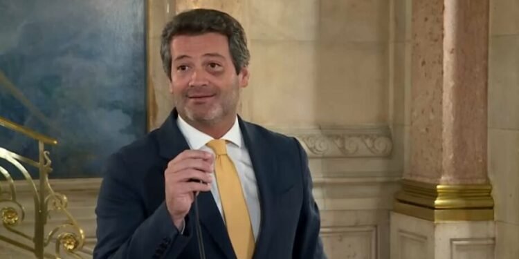 Afinal o que aconteceu com o olho de André Ventura?