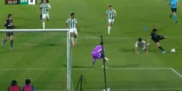 O lance que deu no penálti para o Sporting contra o Rio Ave