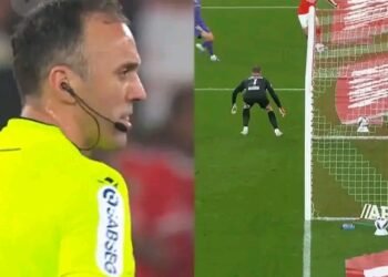 Pavlidis marcou mas golo foi anulado: bola saiu antes do cruzamento de Schjelderup
