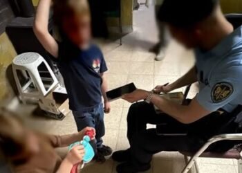 Novos dados sobre a mãe das duas crianças de 3 e 5 anos deixadas na Comporta