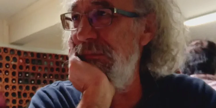 Morreu Pedro Oliveira, fundador do grupo de teatro O Nariz, aos 66 anos