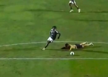 (VÍDEO) Golo anulado ao Estrela da Amadora contra o Sporting está a correr mundo