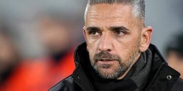 Balneário do Sporting ‘vira-se’ a Rui Borges após críticas públicas do técnico a Eduardo Quaresma